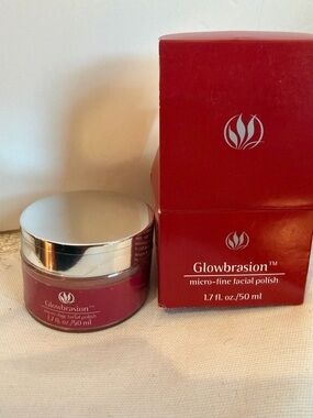 serious skin care Glowvrasion micro fine facial polish